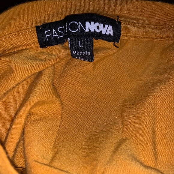 Crop top - Picture 3 of 3